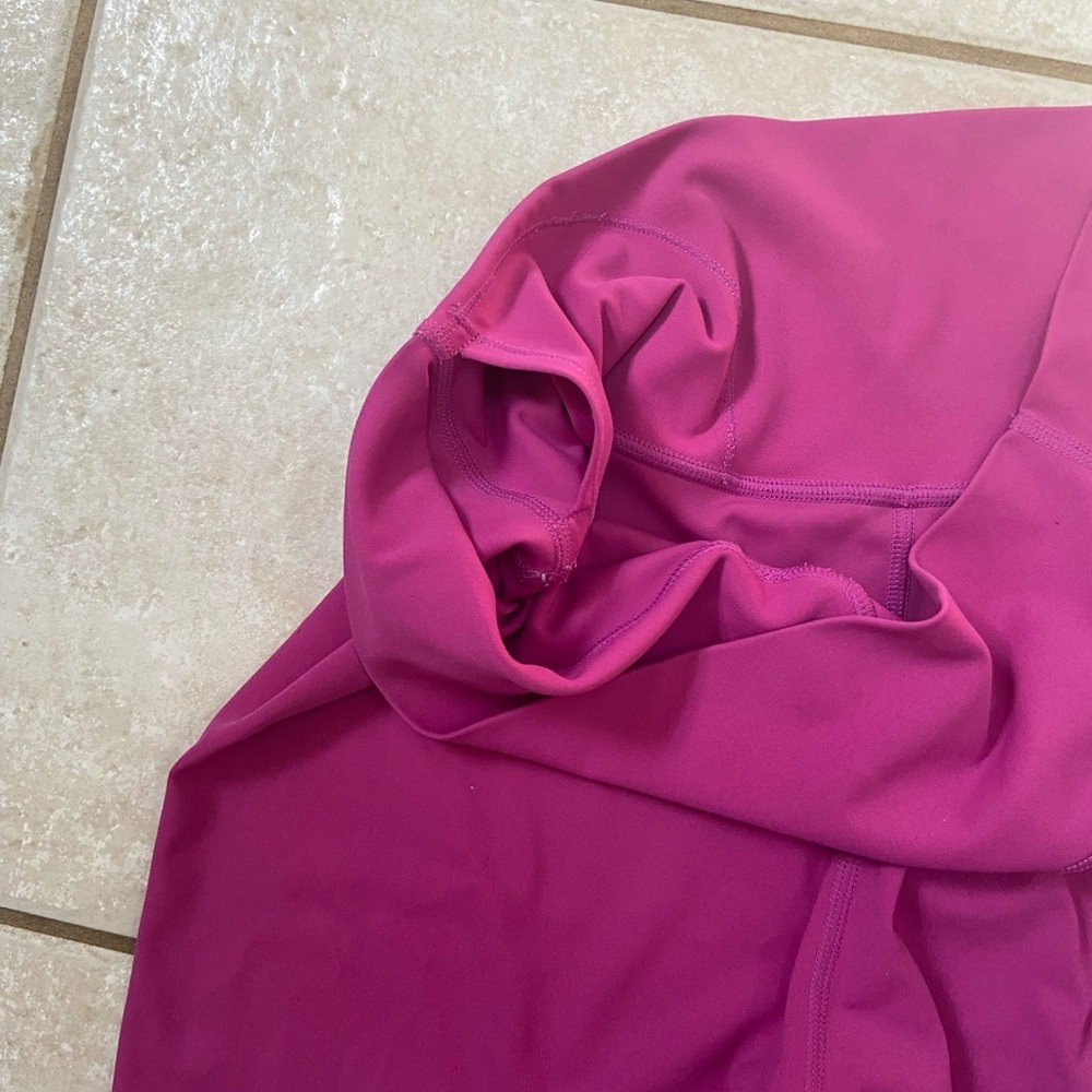 LuLuLemon Leggings 
Beautiful Pink - Picture 3 of 5